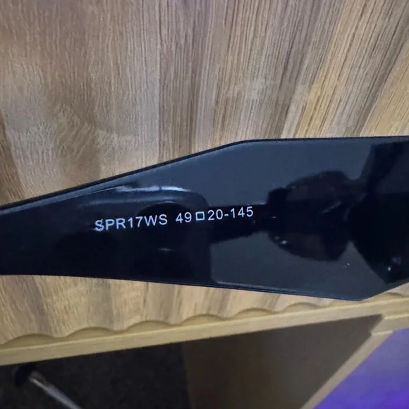 Prada Black Oversized Rectangular Sunglasses - Picture 5 of 16